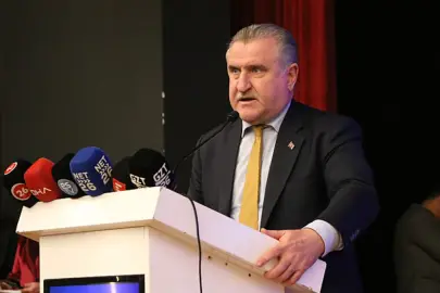 Bakan Bak’tan Konyaspor’a geçmiş olsun mesajı!