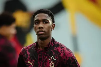 Galatasaray'da yeni transfer sahaya indi