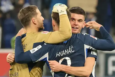 Hoffenheim, Bayer Leverkusen engeline takılmadı!