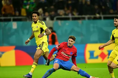 Jayden Oosterwolde’den sol bek iddialarına cevap!