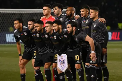 Karabağ, 90+4'te Eintracht Frankfurt'u devirdi! Can Uzun sahne aldı...