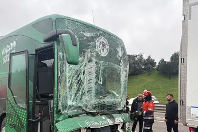 Konyaspor U-19 takım otobüsü kaza yaptı! Açıklama geldi...