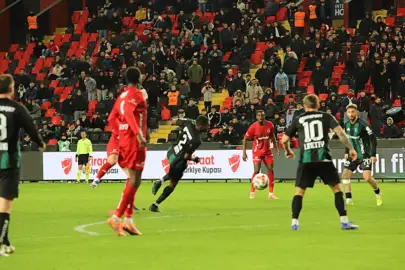Ziraat Türkiye Kupası: Gaziantep FK, Kocaelispor'u tek golle geçti!