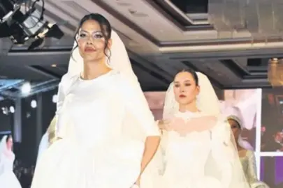 40 model gelinlikle podyumda