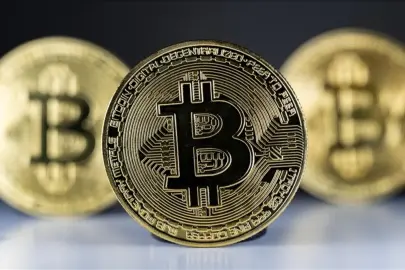 Bitcoin 16 ayın en düşüş seviyesinde: 60 bin dolara geriledi!