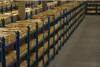 Dünyanın en büyük altın deposu. 60 ülkenin altınları burada tutuluyor