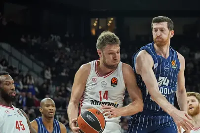 EuroLeague'de ayın MVP'si Sasha Vezenkov!