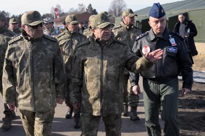 Genelkurmay Başkanı Orgeneral Bayraktaroğlu NATO tatbikatının seçkin gözlemci gününe katıldı