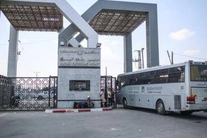 İsrail, Refak kapısı dahil Gazze'ye geçişleri kapattı