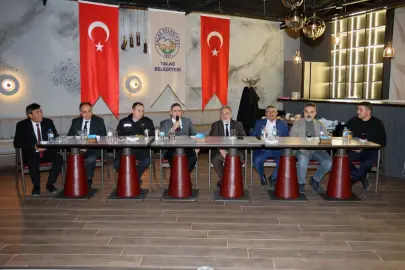 Kayseri Talas'ta ramazan öncesi muhtarlarla toplantı