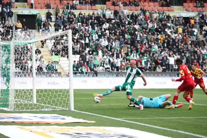 Konyaspor ile Göztepe 14. randevuda