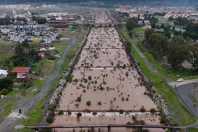 Köyceğiz Gölü taştı; su altında kalan kordon dronla görüntülendi