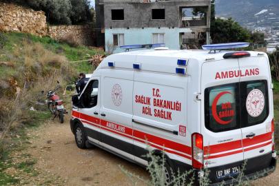 Motosiklet şarampole devrildi: 2 yaralı