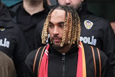 SON DAKİKA | Galatasaray, Sacha Boey transferini açıkladı! Maliyeti belli oldu