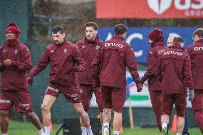 Trabzonspor’da Stefan Savic, Fenerbahçe maçı öncesi geri döndü!