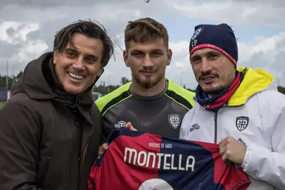 Vincenzo Montella'dan Semih Kılıçsoy'a ziyaret!