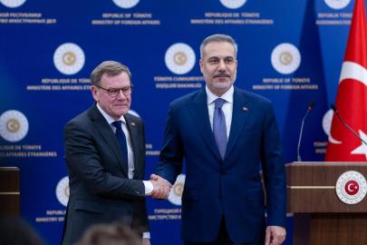 Dışişleri Bakanı Fidan, Alman mevkidaşı Wadephul ile telefonda görüştü