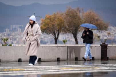 Hafta sonu yağışlı hava geri dönüyor