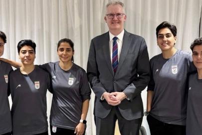 İran milli takımından 3 kadın futbolcu iltica başvurusundan vazgeçti