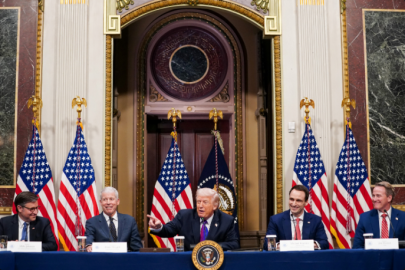 İran savaşı: Trump'a tam yetki