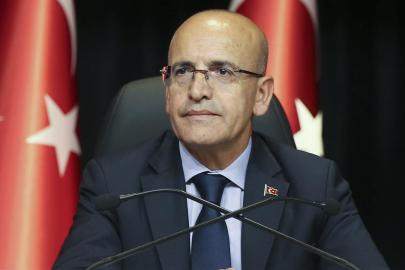 Mehmet Şimşek: Dezenflasyonu önceliklendiren önemli bir adım attık