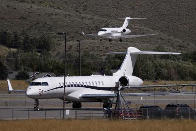 Zenginler savaştan servet dökerek kaçıyor