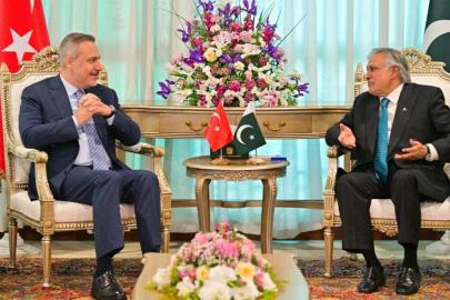 Bakan Fidan, Pakistanlı mevkidaşıyla görüştü