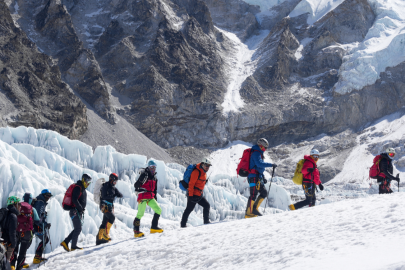 Dünyanın zirvesine giden yolda beklenmedik engel