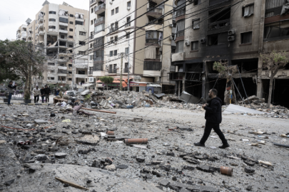 İsrail ateşkese rağmen Lübnan'da 14 kişiyi katletti