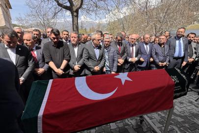 Kahramanmaraş'taki saldırıda hayatını kaybeden öğretmene son veda