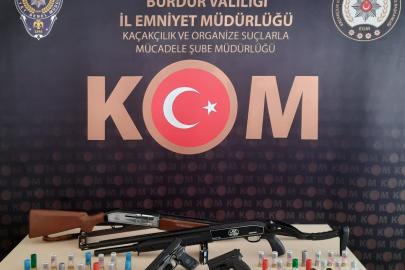 Tarihi eser ve silah operasyonu