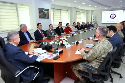 Artvin’de okulların güvenlik tedbirleri görüşüldü