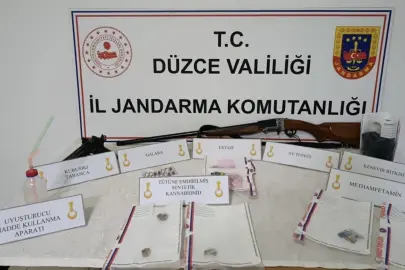 Düzce’de uyuşturucuya 2 tutuklama