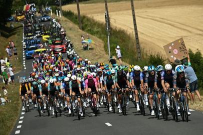 Aşırı sıcaklar Tour de France'ı kısalttı