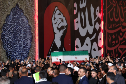 Hamaney için Irak'ta cenaze töreni 