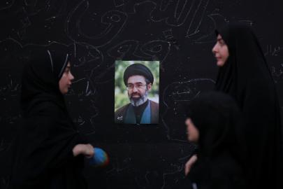 İran lideri Mücteba Hamaney'den intikam yemini. "İsimleri baştan sona listelendi"