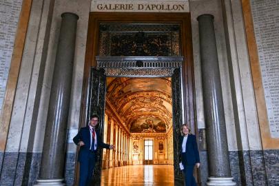 Louvre'da tarihi soygunun yaşandığı galeri yeniden açıldı