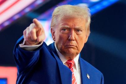 Trump: Bana suikast düzenlenirse İran ağır şekilde bombalansın