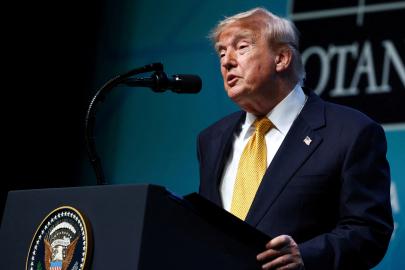 Trump: Hürmüz Boğazı'nı alıyoruz