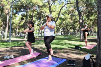 Vertigo hastalığını yoga yaparak dengeledi