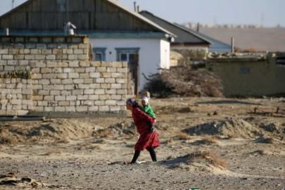Kasabanın nüfusu 10 binden 216'ya indi. Binlerce ev boş kaldı